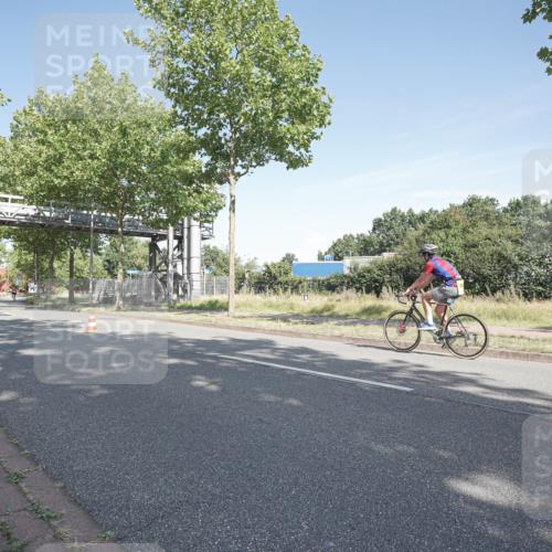 09.08.2026 - GEWOBA Citytriathlon Bremen Michael Burmester http://msf.ph/oto/9953142 09.08.2026 10:38:00 Radfahren 35, 45, 75, 149, 229, 237, 310, 488 meine-sportfotos.de
