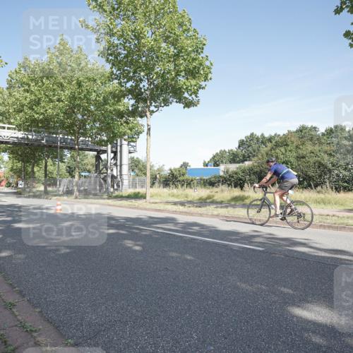 09.08.2026 - GEWOBA Citytriathlon Bremen Michael Burmester http://msf.ph/oto/9953158 09.08.2026 10:38:20 Radfahren 49, 117, 127, 171, 183, 310, 409 meine-sportfotos.de