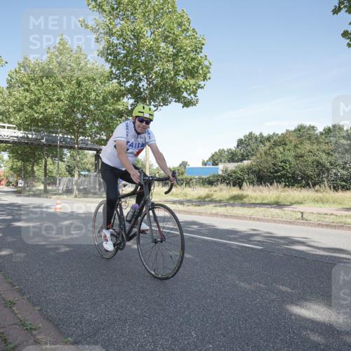 09.08.2026 - GEWOBA Citytriathlon Bremen Michael Burmester http://msf.ph/oto/9953160 09.08.2026 10:38:21 Radfahren 49, 117, 127, 171, 183, 409 meine-sportfotos.de