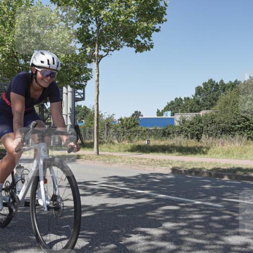 09.08.2026 - GEWOBA Citytriathlon Bremen Michael Burmester http://msf.ph/oto/9953181 09.08.2026 14:16:25 Radfahren 20, 58, 132, 203, 217, 220, 271, 284, 345, 351 meine-sportfotos.de