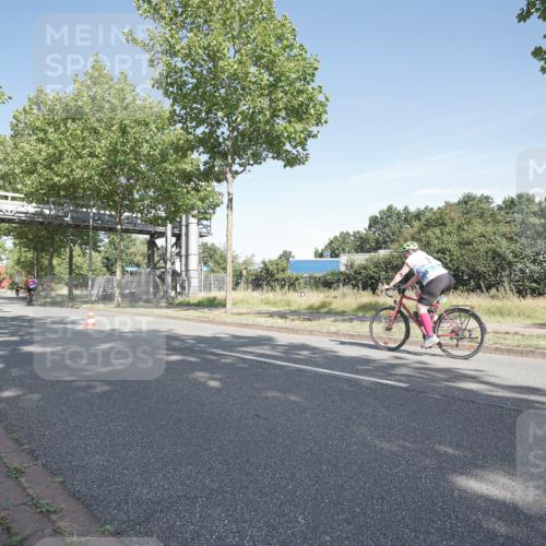 09.08.2026 - GEWOBA Citytriathlon Bremen Michael Burmester http://msf.ph/oto/9953182 09.08.2026 10:38:42 Radfahren 424, 425, 435, 512 meine-sportfotos.de