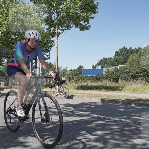 09.08.2026 - GEWOBA Citytriathlon Bremen Michael Burmester http://msf.ph/oto/9953185 09.08.2026 14:16:26 Radfahren 20, 58, 132, 203, 217, 220, 240, 271, 284, 345, 351 meine-sportfotos.de