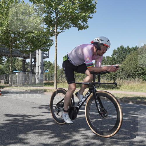 09.08.2026 - GEWOBA Citytriathlon Bremen Michael Burmester http://msf.ph/oto/9953197 09.08.2026 14:16:32 Radfahren 20, 58, 132, 192, 203, 217, 220, 240, 271, 284, 325, 351, 360 meine-sportfotos.de