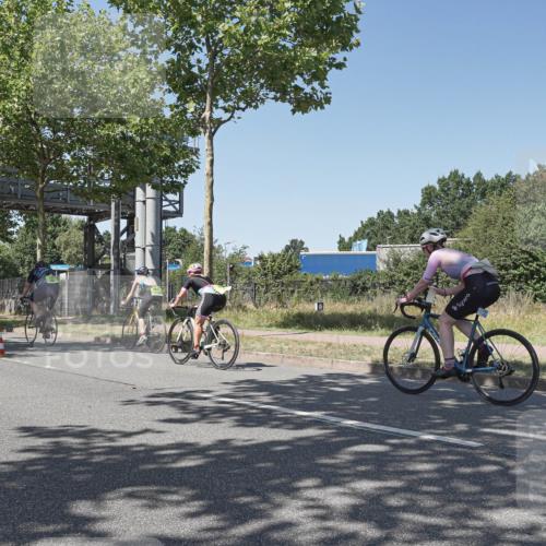 09.08.2026 - GEWOBA Citytriathlon Bremen Michael Burmester http://msf.ph/oto/9953210 09.08.2026 14:16:41 Radfahren 132, 192, 203, 240, 325, 334, 360 meine-sportfotos.de