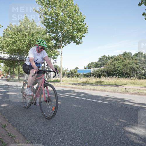 09.08.2026 - GEWOBA Citytriathlon Bremen Michael Burmester http://msf.ph/oto/9953222 09.08.2026 10:39:36 Radfahren 9, 227, 245, 431, 469, 499 meine-sportfotos.de