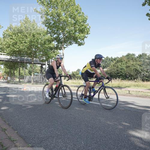 09.08.2026 - GEWOBA Citytriathlon Bremen Michael Burmester http://msf.ph/oto/9953226 09.08.2026 10:39:39 Radfahren 9, 71, 227, 245, 469, 499 meine-sportfotos.de