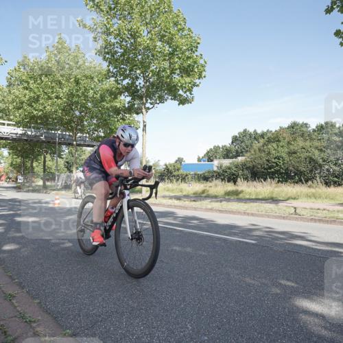 09.08.2026 - GEWOBA Citytriathlon Bremen Michael Burmester http://msf.ph/oto/9953232 09.08.2026 10:39:43 Radfahren 9, 71, 227, 245, 469, 499 meine-sportfotos.de