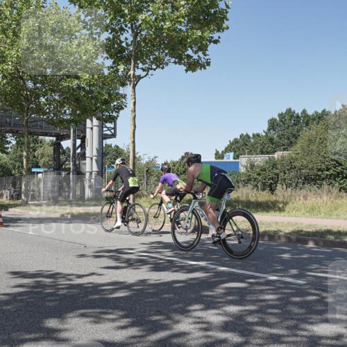 09.08.2026 - GEWOBA Citytriathlon Bremen Michael Burmester http://msf.ph/oto/9953239 09.08.2026 14:16:58 Radfahren 106, 211, 236, 286, 334, 339, 396 meine-sportfotos.de