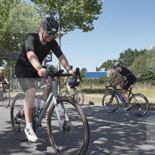 09.08.2026 - GEWOBA Citytriathlon Bremen Michael Burmester http://msf.ph/oto/9953274 09.08.2026 14:17:24 Radfahren 42, 88, 101, 110, 193, 274, 321, 356 meine-sportfotos.de