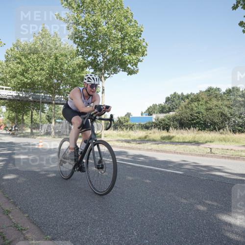 09.08.2026 - GEWOBA Citytriathlon Bremen Michael Burmester http://msf.ph/oto/9953279 09.08.2026 10:40:50 Radfahren 91, 284, 348, 416 meine-sportfotos.de