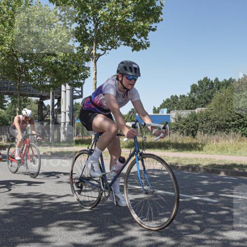 09.08.2026 - GEWOBA Citytriathlon Bremen Michael Burmester http://msf.ph/oto/9953295 09.08.2026 14:17:34 Radfahren 88, 106, 110, 193, 229, 269, 274, 309, 321, 337, 356, 429 meine-sportfotos.de
