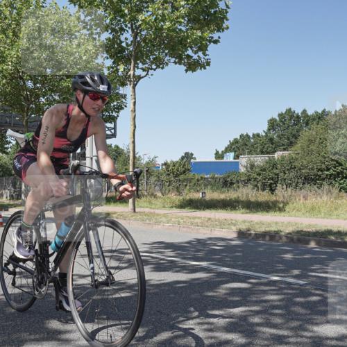 09.08.2026 - GEWOBA Citytriathlon Bremen Michael Burmester http://msf.ph/oto/9953299 09.08.2026 14:17:35 Radfahren 88, 106, 110, 193, 229, 269, 274, 309, 321, 337, 356, 429, 470 meine-sportfotos.de