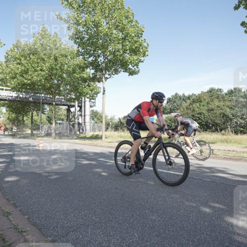 09.08.2026 - GEWOBA Citytriathlon Bremen Michael Burmester http://msf.ph/oto/9953312 09.08.2026 10:41:39 Radfahren 78, 161, 372, 377, 378, 412 meine-sportfotos.de
