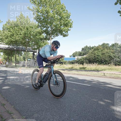 09.08.2026 - GEWOBA Citytriathlon Bremen Michael Burmester http://msf.ph/oto/9953322 09.08.2026 10:41:54 Radfahren 161, 291, 314, 358 meine-sportfotos.de