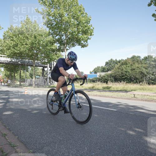 09.08.2026 - GEWOBA Citytriathlon Bremen Michael Burmester http://msf.ph/oto/9953323 09.08.2026 10:41:55 Radfahren 161, 291, 314, 358 meine-sportfotos.de