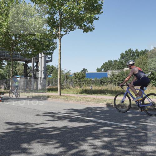 09.08.2026 - GEWOBA Citytriathlon Bremen Michael Burmester http://msf.ph/oto/9953353 09.08.2026 14:17:56 Radfahren 65, 190, 205, 235, 256, 290, 292, 293, 305, 316, 320, 336, 362, 364, 371, 378, 457, 485 meine-sportfotos.de