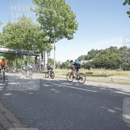 09.08.2026 - GEWOBA Citytriathlon Bremen Michael Burmester http://msf.ph/oto/9953357 09.08.2026 10:42:40 Radfahren 199, 297, 322, 422, 529 meine-sportfotos.de