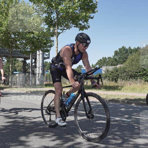 09.08.2026 - GEWOBA Citytriathlon Bremen Michael Burmester http://msf.ph/oto/9953377 09.08.2026 14:18:10 Radfahren 61, 87, 242, 288, 300, 312, 343, 362, 364, 371, 404, 453, 462, 466, 527 meine-sportfotos.de