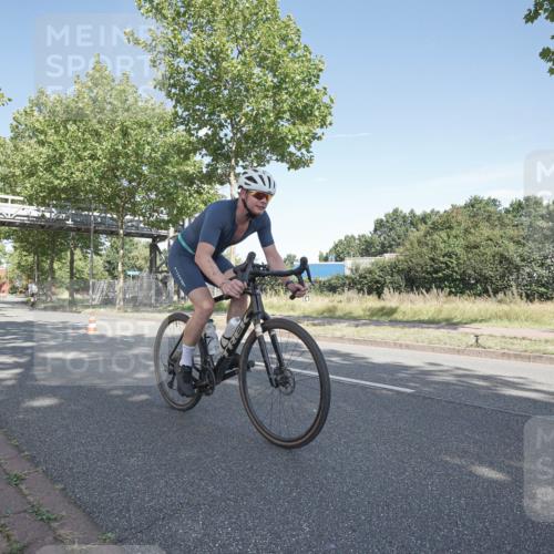 09.08.2026 - GEWOBA Citytriathlon Bremen Michael Burmester http://msf.ph/oto/9953404 09.08.2026 10:43:51 Radfahren 296, 336, 402 meine-sportfotos.de