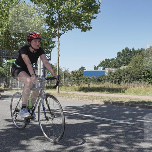 09.08.2026 - GEWOBA Citytriathlon Bremen Michael Burmester http://msf.ph/oto/9953409 09.08.2026 14:18:28 Radfahren 18, 202, 207, 213, 276, 280, 288, 307, 363, 369, 377, 448, 453, 462, 527 meine-sportfotos.de