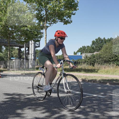 09.08.2026 - GEWOBA Citytriathlon Bremen Michael Burmester http://msf.ph/oto/9953415 09.08.2026 14:18:32 Radfahren 18, 202, 207, 213, 276, 277, 280, 307, 363, 369, 377, 448 meine-sportfotos.de