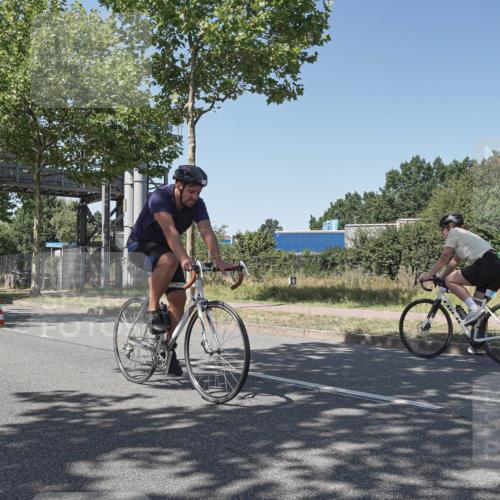 09.08.2026 - GEWOBA Citytriathlon Bremen Michael Burmester http://msf.ph/oto/9953422 09.08.2026 14:18:37 Radfahren 18, 173, 202, 221, 276, 277, 280, 297, 307, 314, 347, 352, 369, 377, 385, 448 meine-sportfotos.de