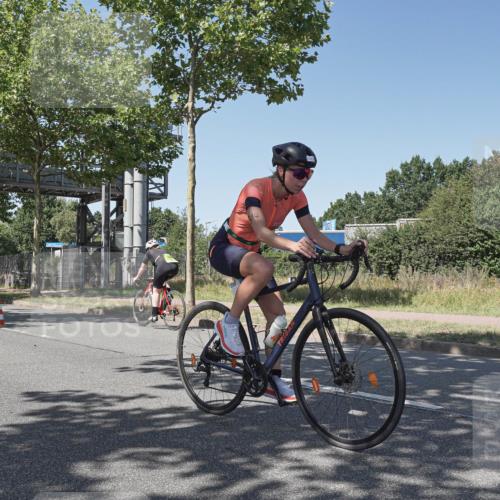09.08.2026 - GEWOBA Citytriathlon Bremen Michael Burmester http://msf.ph/oto/9953436 09.08.2026 14:18:43 Radfahren 107, 173, 202, 210, 221, 227, 266, 277, 280, 289, 297, 314, 324, 344, 347, 352, 369, 377, 385 meine-sportfotos.de