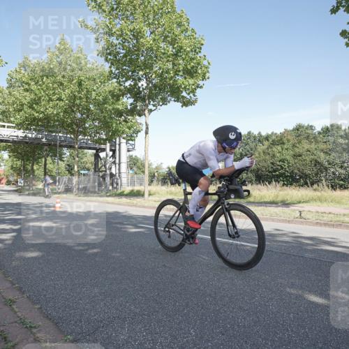 09.08.2026 - GEWOBA Citytriathlon Bremen Michael Burmester http://msf.ph/oto/9953438 09.08.2026 10:44:57 Radfahren 221, 231, 342, 391, 398, 519 meine-sportfotos.de
