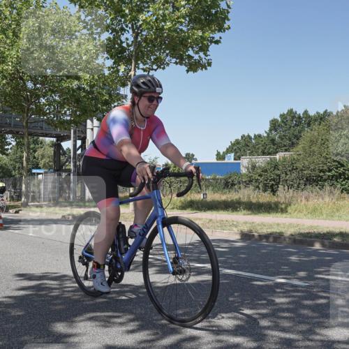 09.08.2026 - GEWOBA Citytriathlon Bremen Michael Burmester http://msf.ph/oto/9953441 09.08.2026 14:18:45 Radfahren 107, 173, 210, 221, 227, 244, 266, 277, 280, 289, 297, 314, 324, 344, 347, 352, 369, 385 meine-sportfotos.de