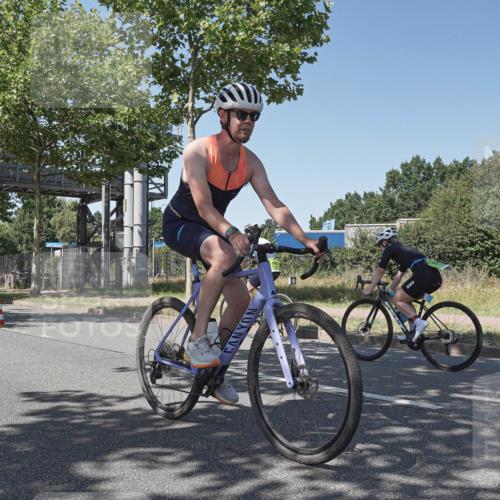 09.08.2026 - GEWOBA Citytriathlon Bremen Michael Burmester http://msf.ph/oto/9953449 09.08.2026 14:18:48 Radfahren 107, 173, 210, 221, 227, 244, 266, 277, 289, 297, 314, 324, 344, 347, 352, 369, 370, 385, 403, 455 meine-sportfotos.de