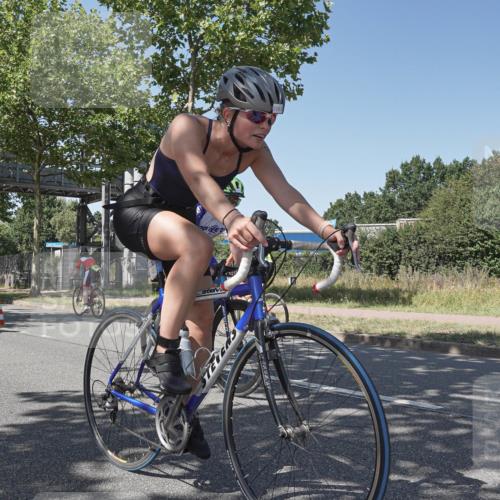 09.08.2026 - GEWOBA Citytriathlon Bremen Michael Burmester http://msf.ph/oto/9953459 09.08.2026 14:18:54 Radfahren 107, 173, 210, 221, 227, 244, 266, 289, 297, 324, 341, 344, 347, 352, 370, 373, 403, 455 meine-sportfotos.de