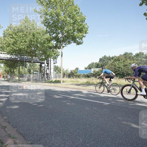 09.08.2026 - GEWOBA Citytriathlon Bremen Michael Burmester http://msf.ph/oto/9953460 09.08.2026 10:45:33 Radfahren 355 meine-sportfotos.de