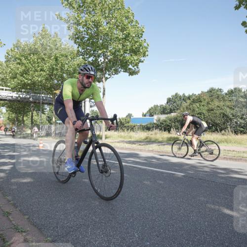 09.08.2026 - GEWOBA Citytriathlon Bremen Michael Burmester http://msf.ph/oto/9953486 09.08.2026 10:45:55 Radfahren 339, 400, 465, 478, 528 meine-sportfotos.de
