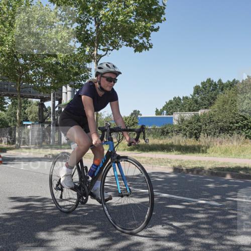 09.08.2026 - GEWOBA Citytriathlon Bremen Michael Burmester http://msf.ph/oto/9953489 09.08.2026 14:19:13 Radfahren 197, 204, 216, 223, 238, 253, 306, 335, 373 meine-sportfotos.de
