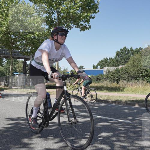 09.08.2026 - GEWOBA Citytriathlon Bremen Michael Burmester http://msf.ph/oto/9953501 09.08.2026 14:19:20 Radfahren 197, 204, 216, 253, 306, 335, 434, 487, 523 meine-sportfotos.de
