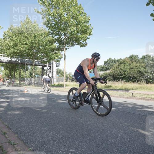 09.08.2026 - GEWOBA Citytriathlon Bremen Michael Burmester http://msf.ph/oto/9953516 09.08.2026 10:46:20 Radfahren 325, 328, 332, 343, 364, 366, 379, 408, 502 meine-sportfotos.de