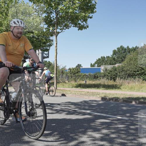 09.08.2026 - GEWOBA Citytriathlon Bremen Michael Burmester http://msf.ph/oto/9953547 09.08.2026 14:19:44 Radfahren 142, 166, 196, 206, 209, 222, 234, 239, 258, 262, 273, 281, 319, 326, 330, 342, 454, 458 meine-sportfotos.de