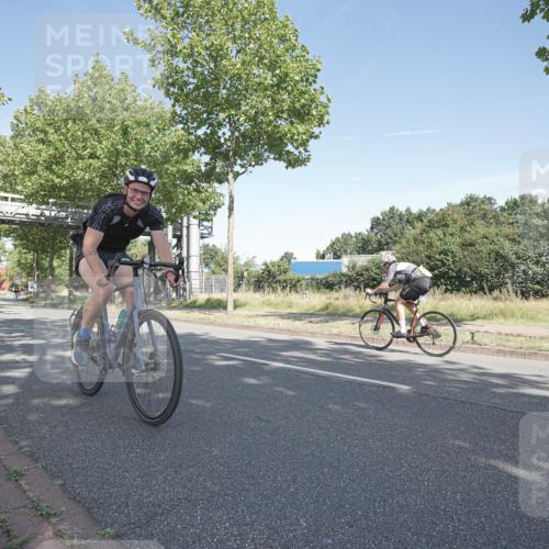 09.08.2026 - GEWOBA Citytriathlon Bremen Michael Burmester http://msf.ph/oto/9953550 09.08.2026 10:46:56 Radfahren 125, 131, 249, 304, 329, 368, 403, 406 meine-sportfotos.de