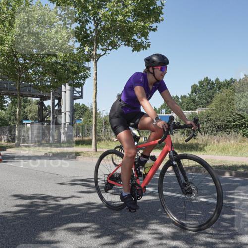 09.08.2026 - GEWOBA Citytriathlon Bremen Michael Burmester http://msf.ph/oto/9953553 09.08.2026 14:19:47 Radfahren 142, 166, 196, 206, 209, 222, 224, 234, 239, 258, 262, 273, 319, 326, 400, 454, 458, 522 meine-sportfotos.de
