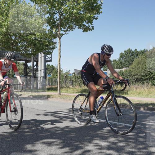 09.08.2026 - GEWOBA Citytriathlon Bremen Michael Burmester http://msf.ph/oto/9953555 09.08.2026 14:19:48 Radfahren 142, 166, 196, 206, 209, 222, 224, 234, 239, 258, 262, 273, 326, 400, 454, 458, 522 meine-sportfotos.de