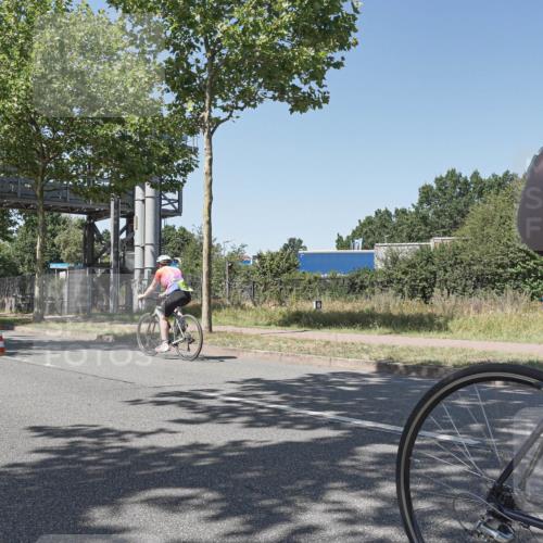09.08.2026 - GEWOBA Citytriathlon Bremen Michael Burmester http://msf.ph/oto/9953561 09.08.2026 14:19:49 Radfahren 142, 196, 206, 209, 222, 224, 234, 239, 249, 258, 262, 273, 326, 400, 454, 458, 522 meine-sportfotos.de