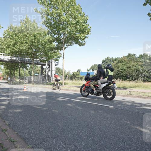 09.08.2026 - GEWOBA Citytriathlon Bremen Michael Burmester http://msf.ph/oto/9953562 09.08.2026 10:47:05 Radfahren 103, 125, 131, 249, 304, 329, 359, 362, 368, 382, 392 meine-sportfotos.de