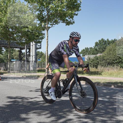 09.08.2026 - GEWOBA Citytriathlon Bremen Michael Burmester http://msf.ph/oto/9953571 09.08.2026 14:19:54 Radfahren 196, 206, 209, 222, 224, 234, 239, 249, 258, 262, 326, 340, 400, 410, 458, 522 meine-sportfotos.de