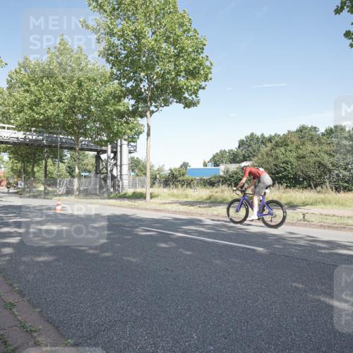 09.08.2026 - GEWOBA Citytriathlon Bremen Michael Burmester http://msf.ph/oto/9953580 09.08.2026 10:47:22 Radfahren 103, 359 meine-sportfotos.de