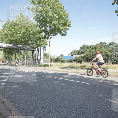 09.08.2026 - GEWOBA Citytriathlon Bremen Michael Burmester http://msf.ph/oto/9953603 09.08.2026 10:47:49 Radfahren 295, 363, 396, 437, 479 meine-sportfotos.de