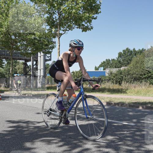 09.08.2026 - GEWOBA Citytriathlon Bremen Michael Burmester http://msf.ph/oto/9953608 09.08.2026 14:20:20 Radfahren 199, 233, 250, 313, 368, 398, 417, 431, 456, 482, 532 meine-sportfotos.de