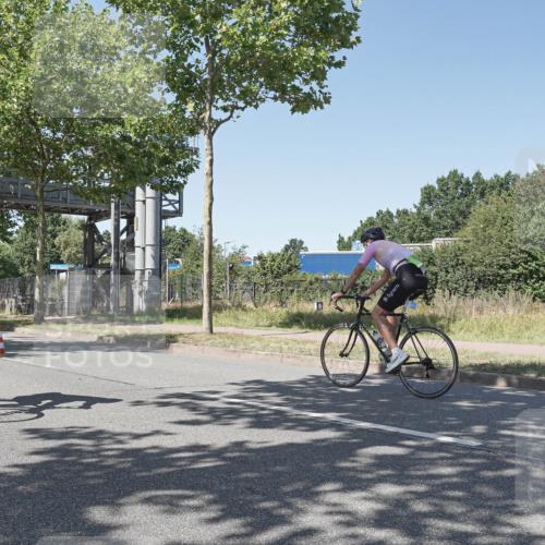 09.08.2026 - GEWOBA Citytriathlon Bremen Michael Burmester http://msf.ph/oto/9953620 09.08.2026 14:20:29 Radfahren 233, 250, 282, 338, 384, 398, 450, 456, 482, 532 meine-sportfotos.de
