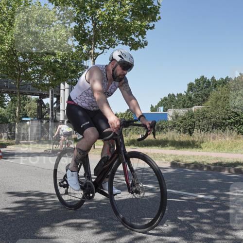 09.08.2026 - GEWOBA Citytriathlon Bremen Michael Burmester http://msf.ph/oto/9953652 09.08.2026 14:20:50 Radfahren 30, 198, 264, 390, 402, 438, 501, 508 meine-sportfotos.de