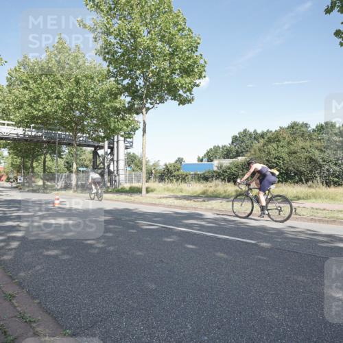 09.08.2026 - GEWOBA Citytriathlon Bremen Michael Burmester http://msf.ph/oto/9953679 09.08.2026 10:49:25 Radfahren 320, 413, 430, 454, 497 meine-sportfotos.de