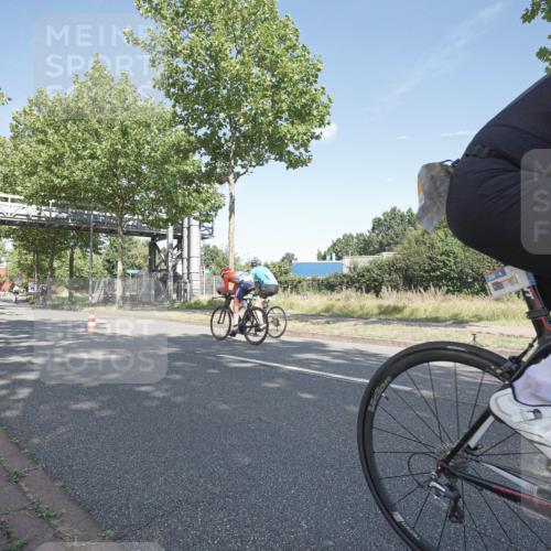 09.08.2026 - GEWOBA Citytriathlon Bremen Michael Burmester http://msf.ph/oto/9953683 09.08.2026 10:49:28 Radfahren 299, 320, 413, 430, 454, 497 meine-sportfotos.de